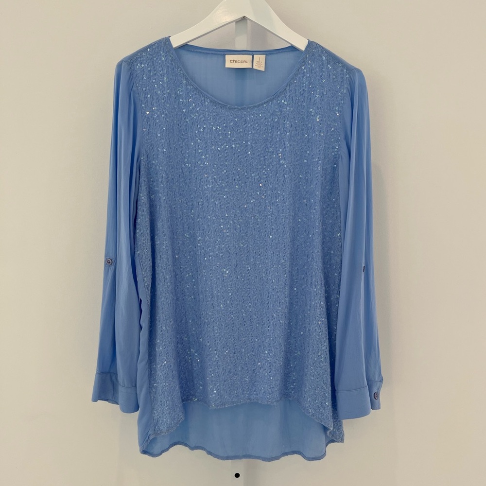 CHICO’S BLUE SEQUINS TOP SIZE 1